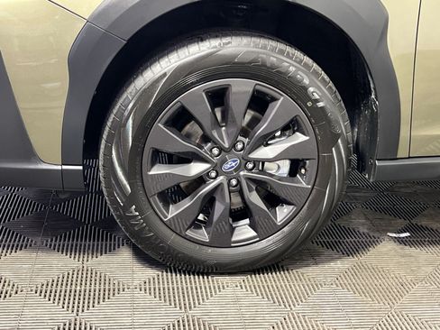 Used 2025 Subaru Outback Onyx Edition AWD/4WD image 13
