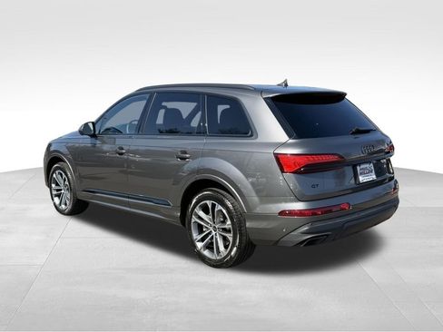 Used 2025 Audi Q7 2.0T Premium w/ Convenience Plus Package AWD/4WD image 5