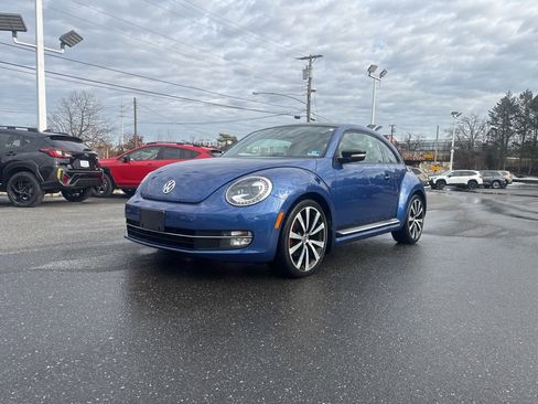 Used 2012 Volkswagen Beetle 2.0T w/ Lamp & Wheel Pkg image 5