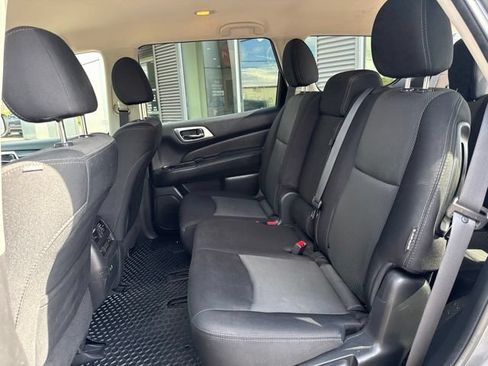 Used 2020 Nissan Pathfinder SV AWD/4WD image 38