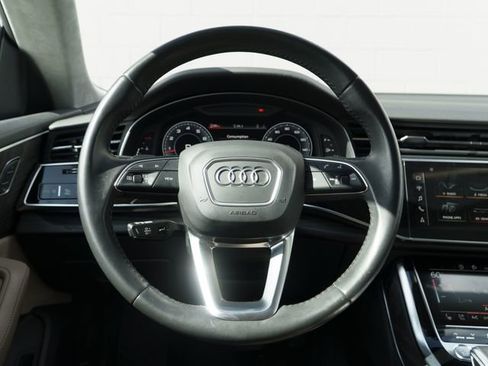 Used 2020 Audi Q8 Prestige w/ Prestige Package image 23