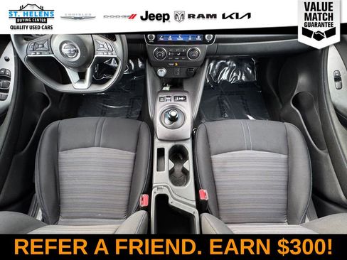 Used 2022 Nissan Leaf S image 28