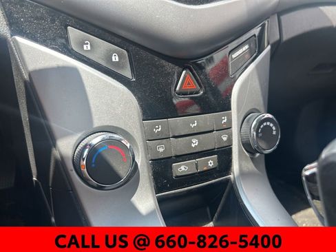 Used 2014 Chevrolet Cruze LS FWD image 14