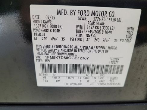 Used 2016 Ford Explorer XLT image 33