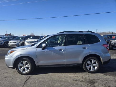 Used 2015 Subaru Forester 2.5i Premium image 4