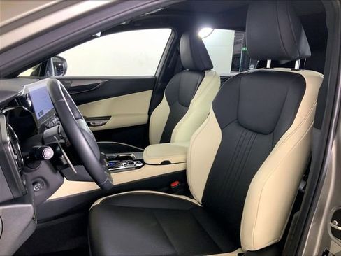 Used 2024 Lexus NX 350h AWD w/ Premium Package image 5