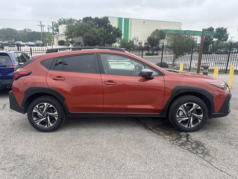 Certified 2025 Subaru Crosstrek 2.0i Premium AWD/4WD image 2