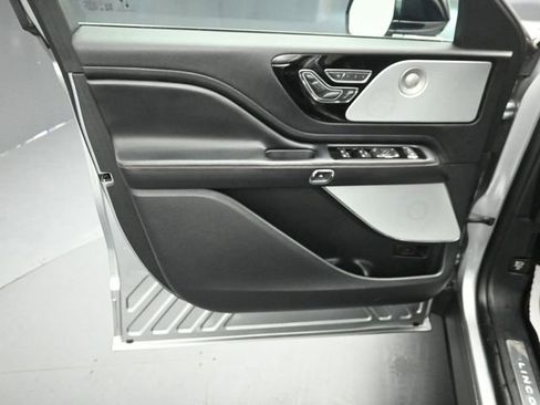 Used 2020 Lincoln Aviator Reserve w/ Equipment Group 201A image 21