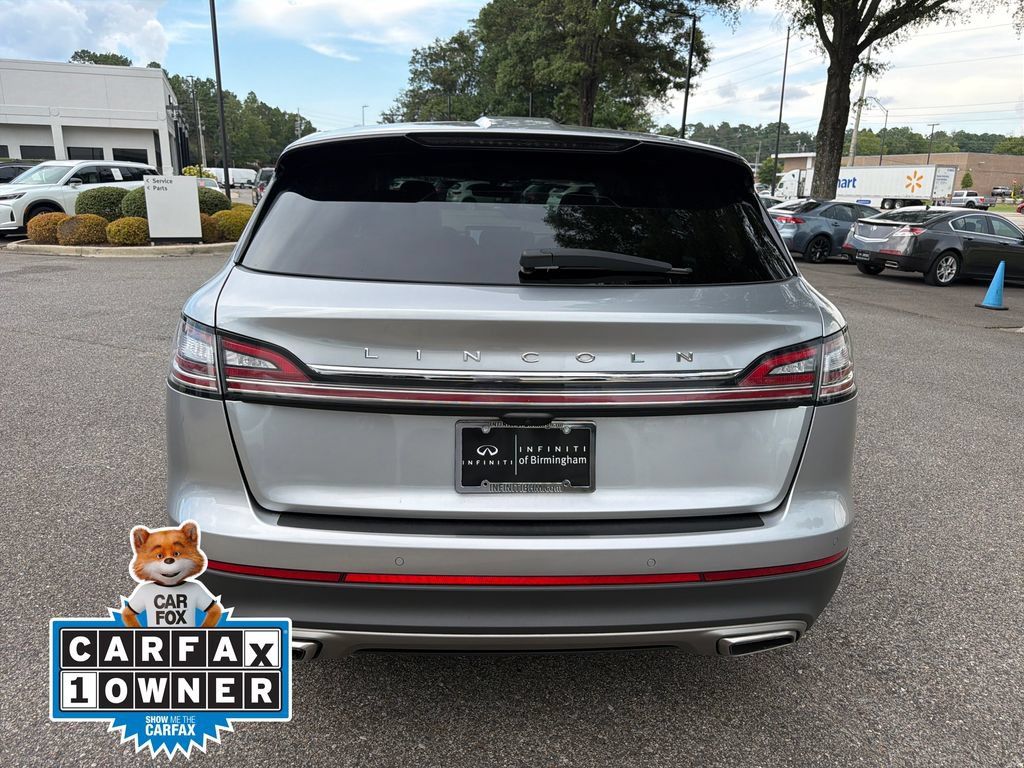 Used 2023 Lincoln Nautilus Reserve AWD/4WD image 11