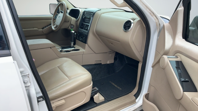 Used 2008 Ford Explorer Sport Trac XLT RWD image 22
