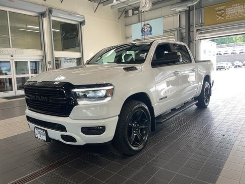 Used 2020 RAM 1500 Big Horn AWD/4WD image 3
