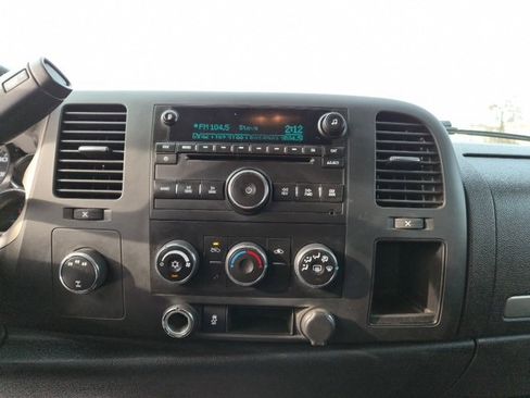 Used 2012 Chevrolet Silverado 2500 LT w/ Snow Plow Prep Package image 31