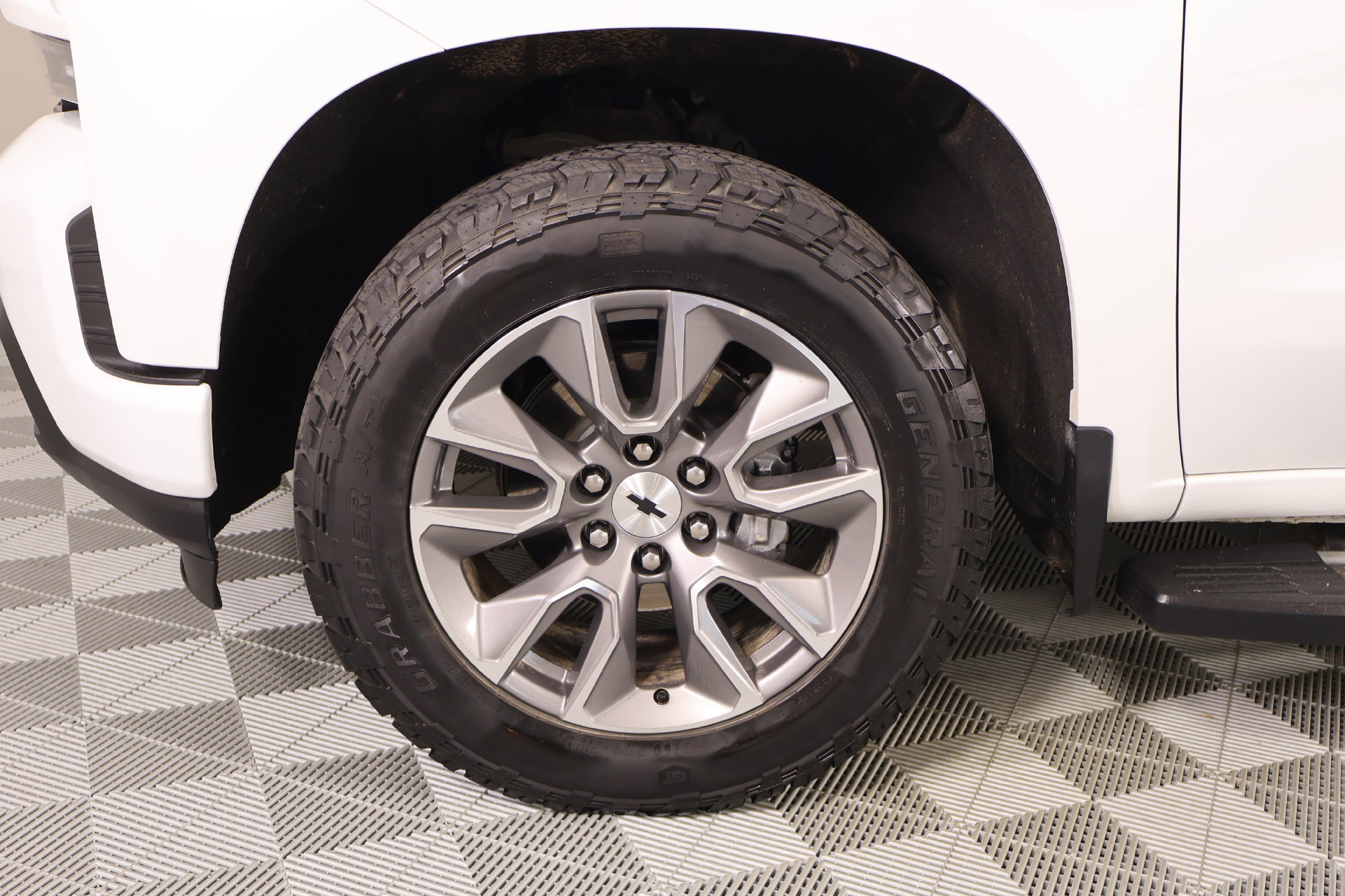 Used 2022 Chevrolet Silverado 1500 RST AWD/4WD image 17
