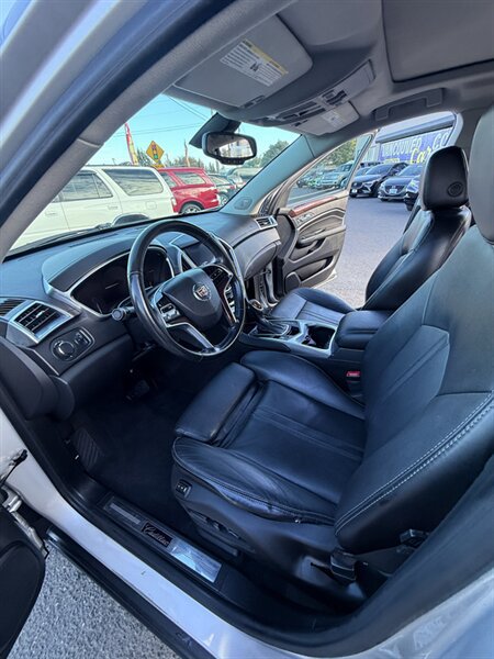 Used 2014 Cadillac SRX Luxury AWD/4WD image 25