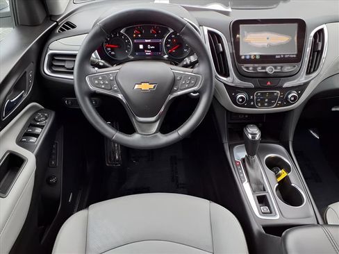 Used 2019 Chevrolet Equinox Premier image 5