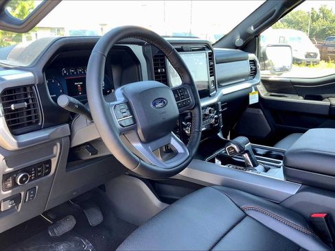 New 2025 Ford F150 Lariat w/ Equipment Group 502A High image 8