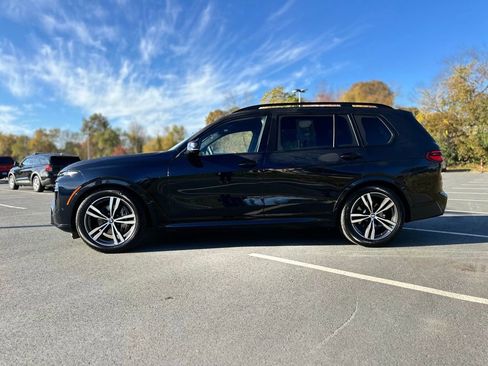 Certified 2024 BMW X7 xDrive40i w/ M Sport Package image 3