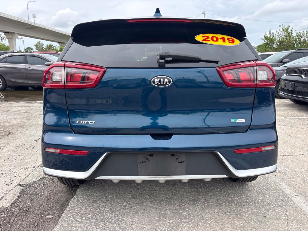 Used 2019 Kia Niro EX FWD image 4