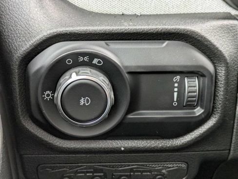 Used 2024 Jeep Wrangler Unlimited Sport AWD/4WD image 24