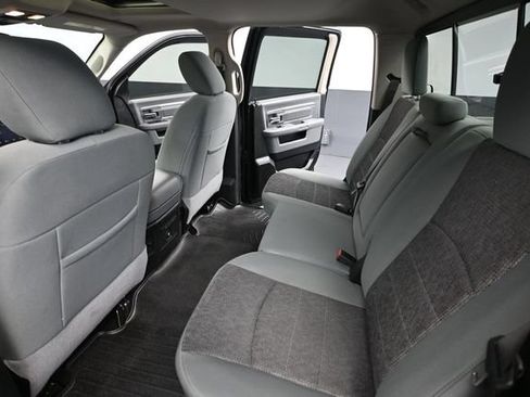 Used 2020 RAM 1500 Warlock AWD/4WD image 42