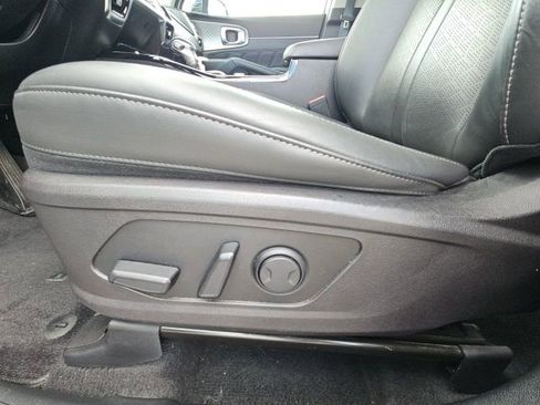 Used 2022 Kia Sorento SX AWD/4WD image 15