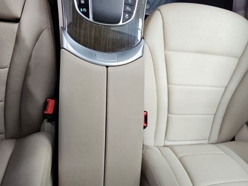 Used 2022 Mercedes-Benz GLC 300 image 21