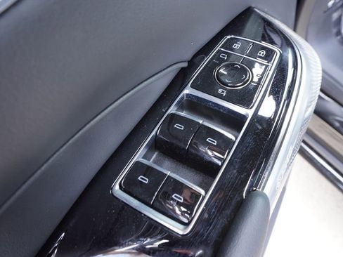 New 2026 Cadillac Lyriq V image 15