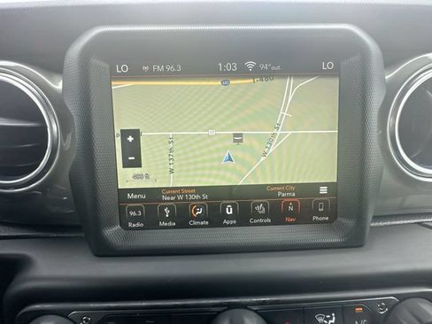 Used 2019 Jeep Wrangler Unlimited Sahara AWD/4WD image 20