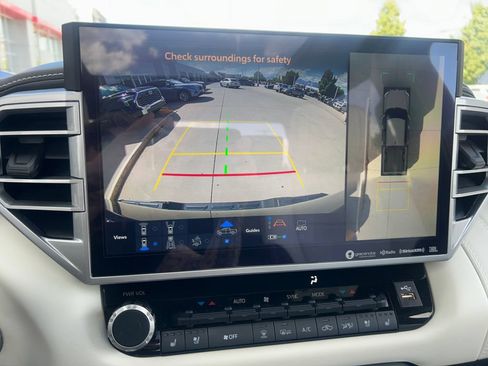 Used 2024 Toyota Tundra Capstone AWD/4WD image 24
