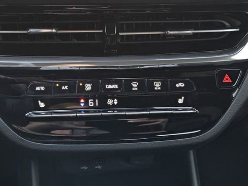 New 2026 Buick Envista Avenir image 14