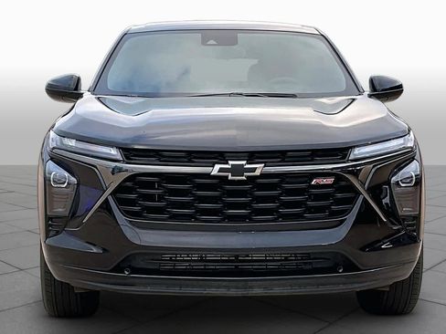 Used 2025 Chevrolet Trax RS w/ Driver Confidence Package image 5