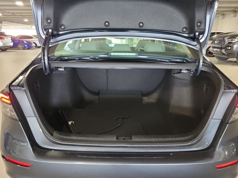 Used 2023 Honda Accord EX image 9