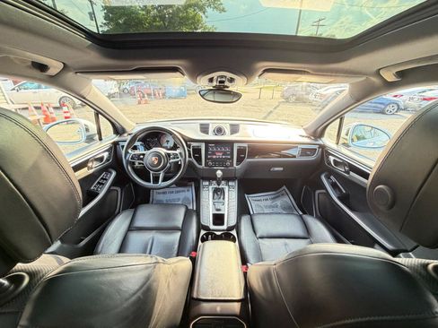 Used 2017 Porsche Macan S AWD/4WD image 27