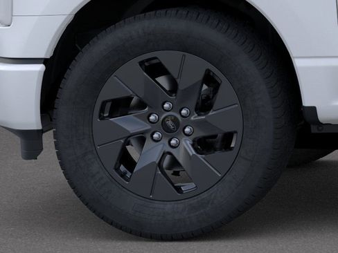 New 2025 Ford F150 Lightning Lariat w/ Max Trailer Tow Package image 19