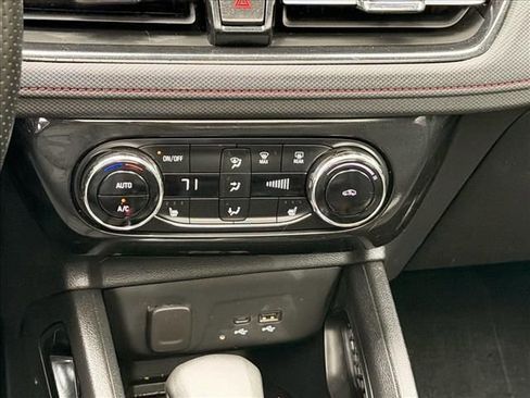 Used 2024 Chevrolet TrailBlazer RS w/ Convenience Package AWD/4WD image 21