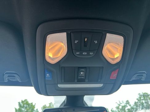 Used 2019 RAM 1500 Big Horn AWD/4WD image 32