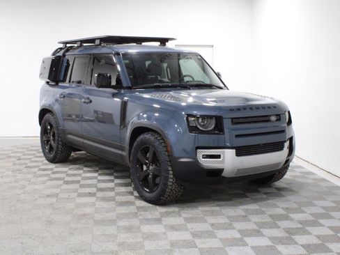 Used 2024 Land Rover Defender 110 S image 1