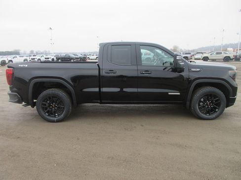 New 2026 GMC Sierra 1500 Elevation w/ Max Trailering Package image 3