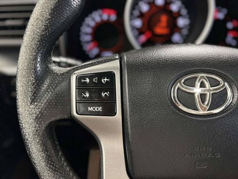 Used 2012 Toyota 4Runner Limited AWD/4WD image 28