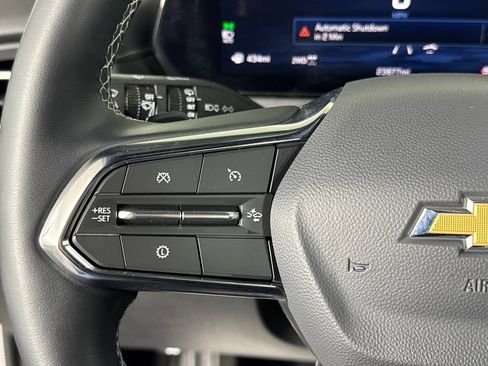Certified 2026 Chevrolet Traverse LT AWD/4WD image 12