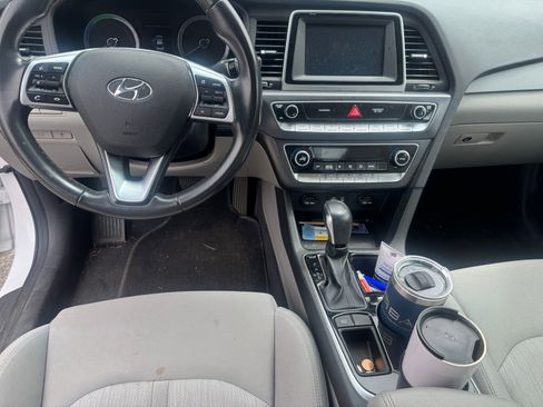 Used 2019 Hyundai Sonata SE FWD image 13