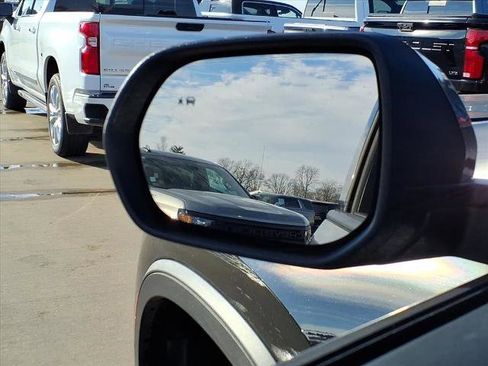 New 2026 Chevrolet Traverse Z71 w/ Enhanced Driving Package image 19