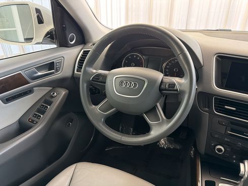 Used 2017 Audi Q5 2.0T Premium Plus w/ Technology Package AWD/4WD image 28