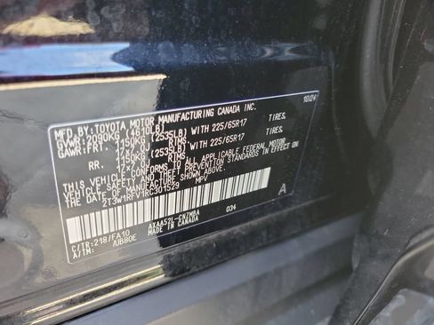 Used 2024 Toyota RAV4 XLE FWD image 38