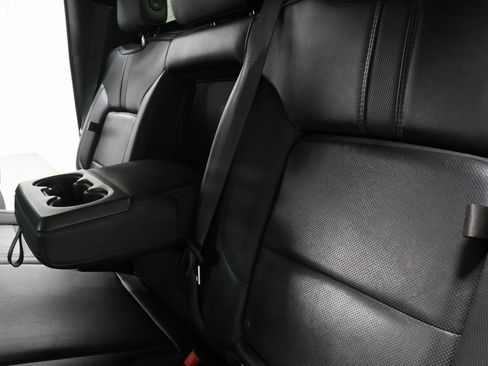 Used 2021 Chevrolet Silverado 2500 High Country image 29