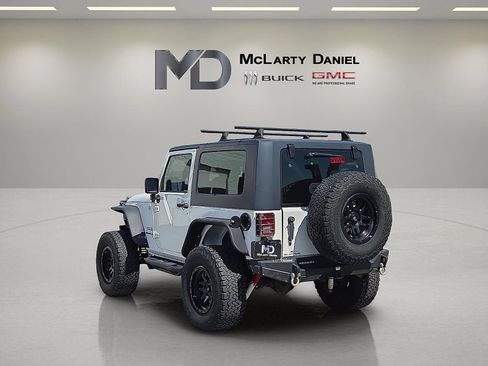 Used 2010 Jeep Wrangler Sport AWD/4WD image 13