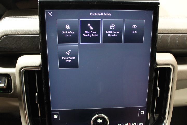 New 2026 GMC Yukon XL Denali w/ Denali Reserve Package AWD/4WD image 54