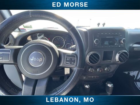 Used 2018 Jeep Wrangler Sport AWD/4WD image 11