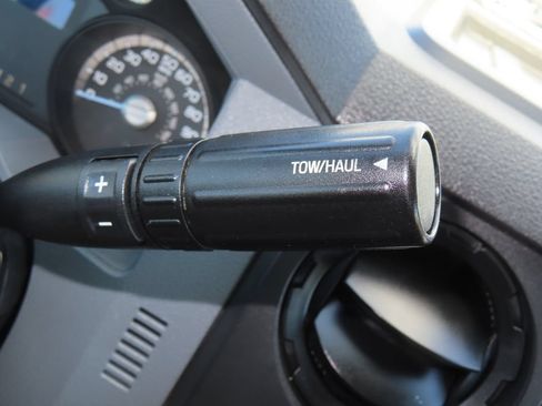 Used 2015 Ford F250 XL RWD image 12