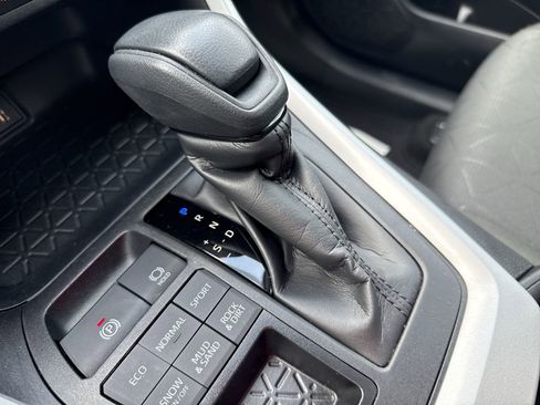 Certified 2023 Toyota RAV4 XLE AWD/4WD image 21